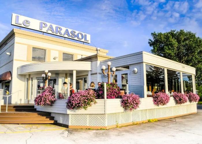 Auberge Resto le Parasol