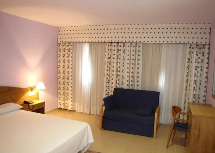 Duerming Montalvo Playa Hotel