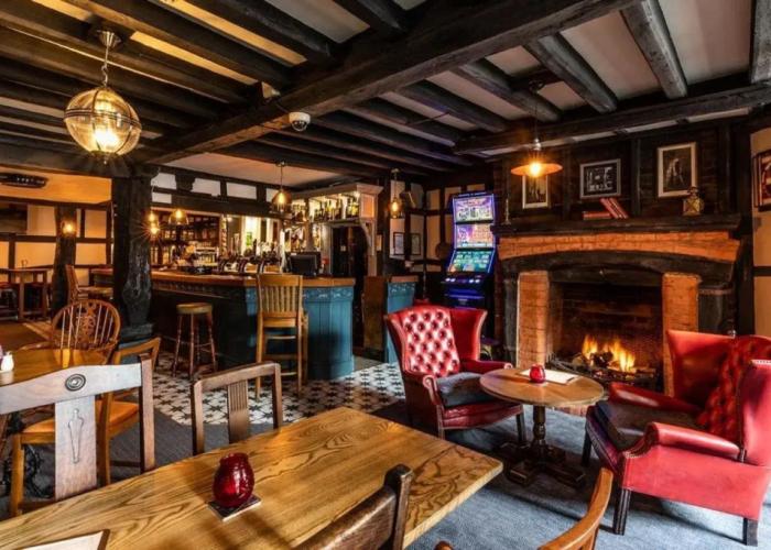 The George Hotel