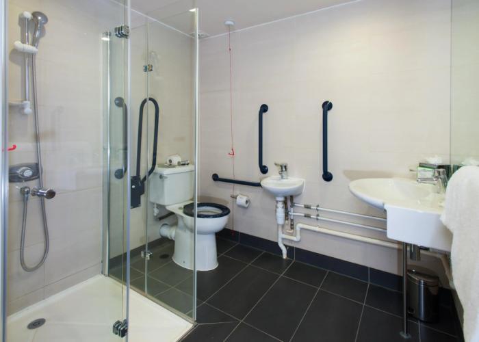 Holiday Inn Salisbury - Stonehenge by IHG