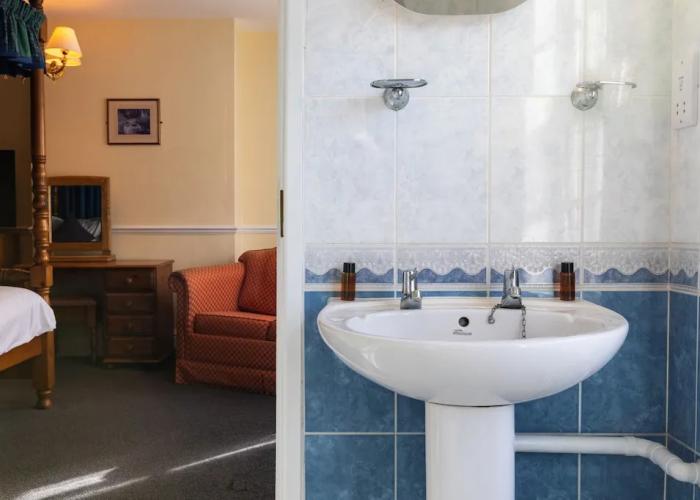The George Hotel, Amesbury, Wiltshire