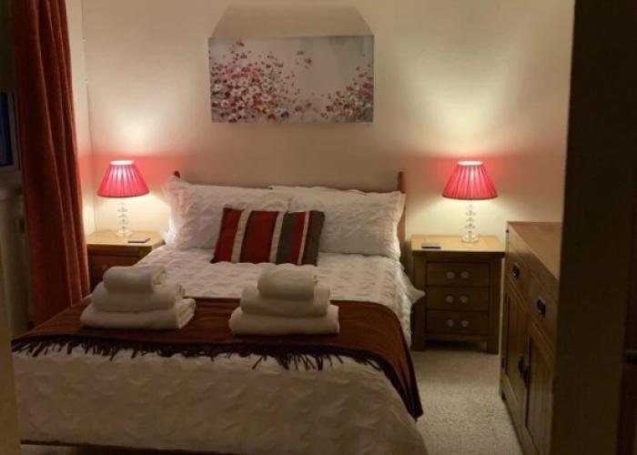 Captivating 2-bed House in Amesbury, Salisbury