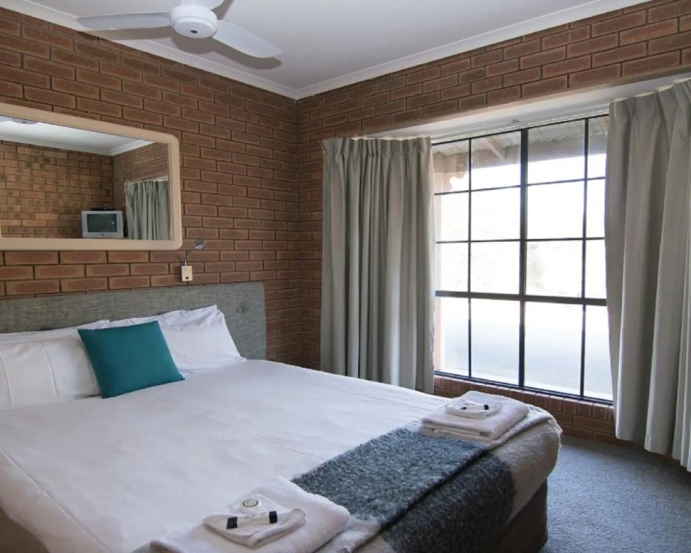 Ashleigh Court Motor Inn