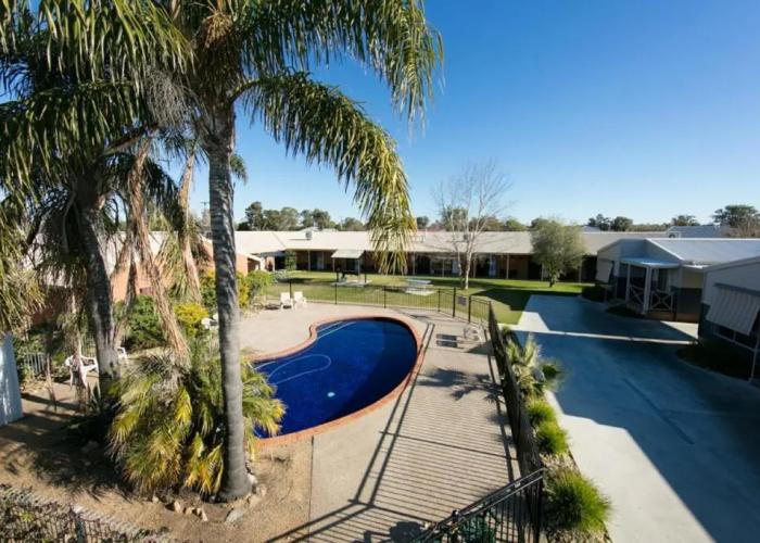 Ashleigh Court Motor Inn