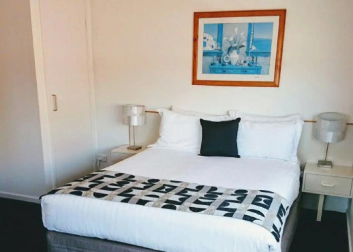 Mariners Cove at Paynesville Motel & Apartments