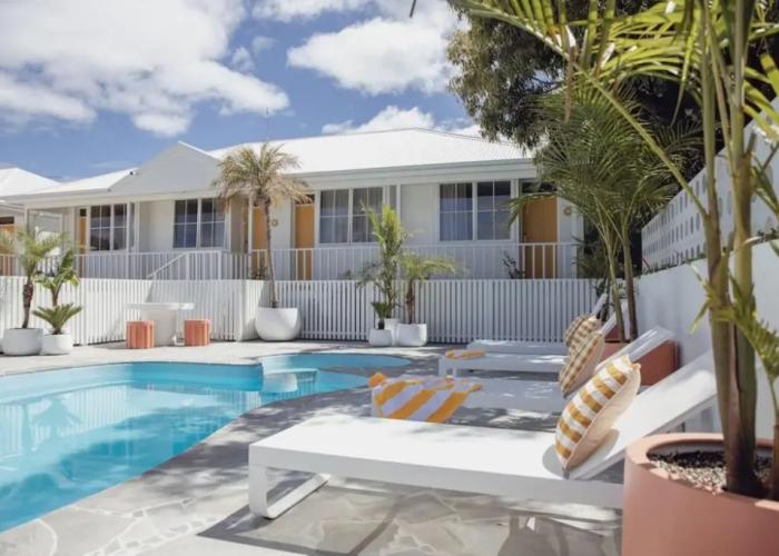 Sunnymead Hotel