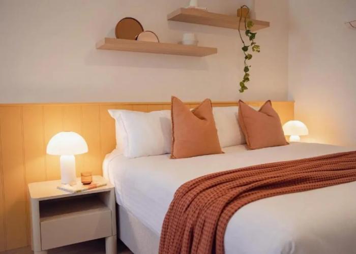 Sunnymead Hotel