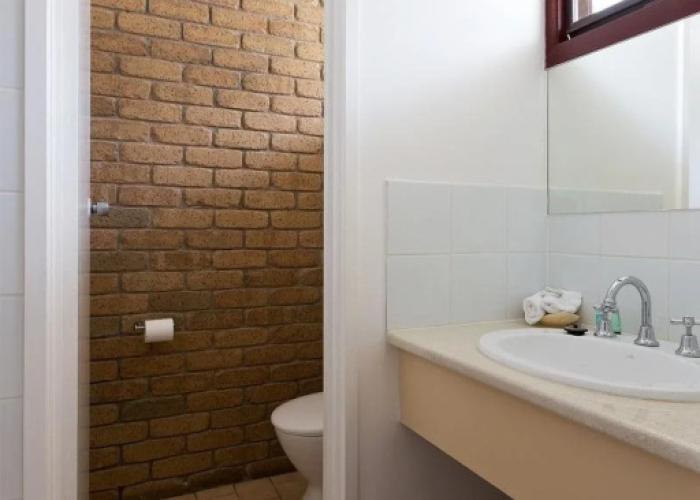 Bellbrae Motel