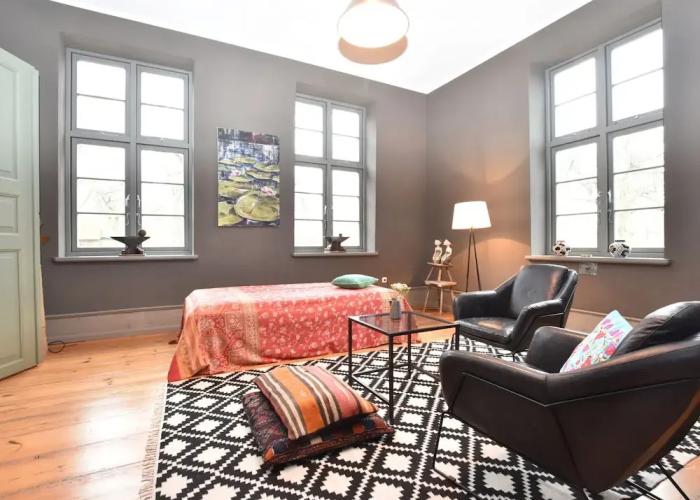 Charming Apartment With Terrace in Steffenshagen