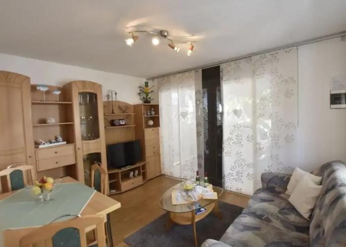Vintage Bungalow in Neubukow in Meeresnaehe