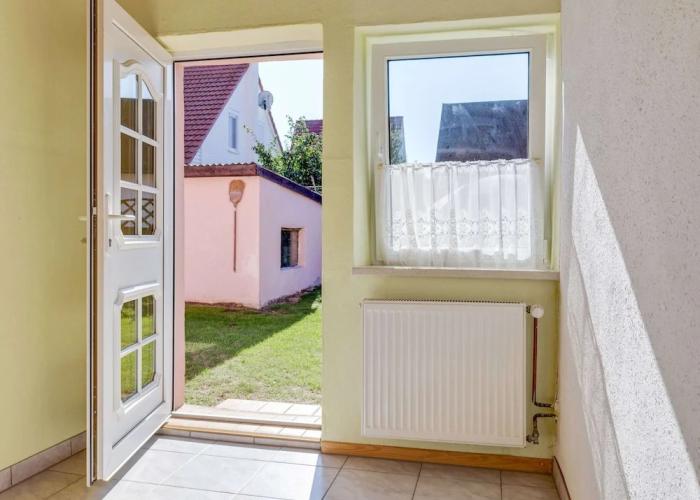 Apartment in Temannsdorf With Garden