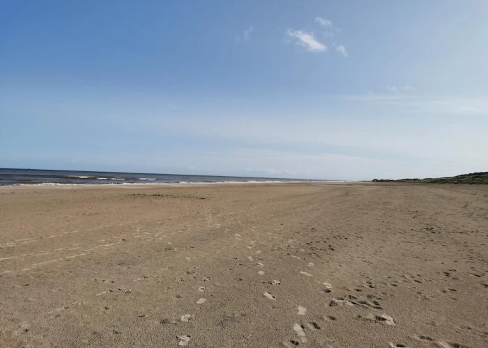 Golden Sands Beach Activities sea Holiday Relax