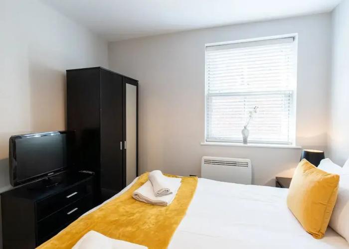 Velvet 2-bedroom Apartment, Brewery Road, Hoddesdon