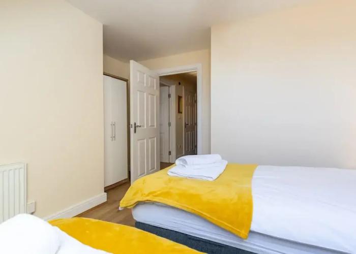 Velvet 1-bedroom Penthouse, Clockhouse, Hoddesdon