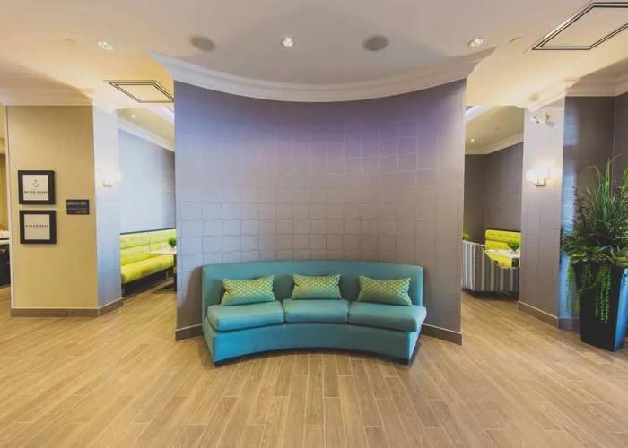 Hampton Inn & Suites by Hilton Bolton