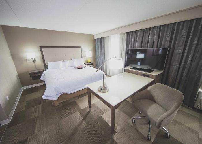 Hampton Inn & Suites by Hilton Bolton