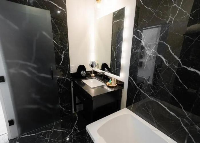 Mount Alverno Luxury Resorts