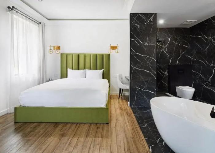Mount Alverno Luxury Resorts