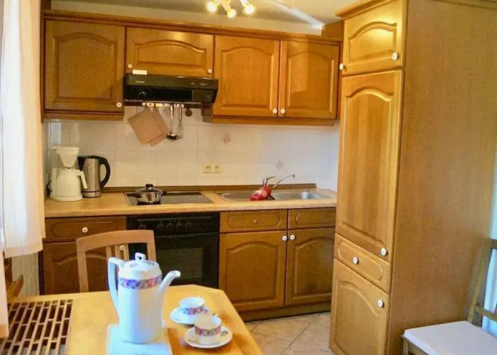 Charming Holiday Home With Natural Garden in Kaltennordheim-thuringia