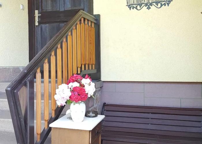 Charming Holiday Home With Natural Garden in Kaltennordheim-thuringia