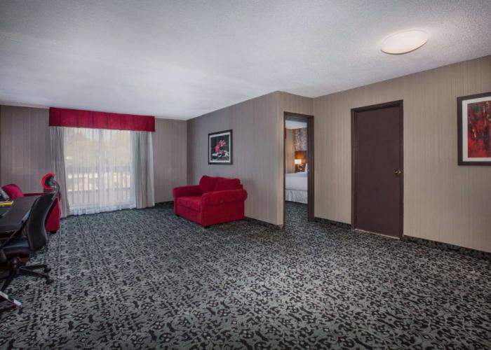 Ramada by Wyndham Jacksons Point