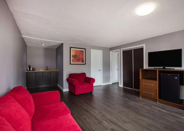 Ramada by Wyndham Jacksons Point