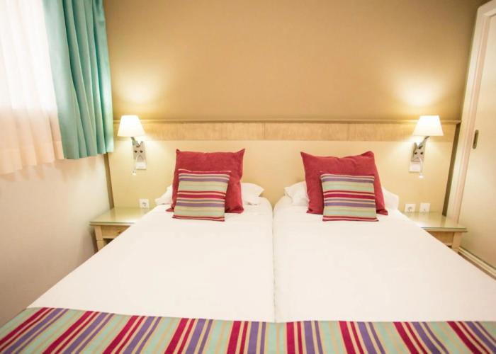 Amadores Beach Apartments
