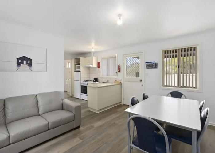 Costello Hotels - Moonta Bay Cabins