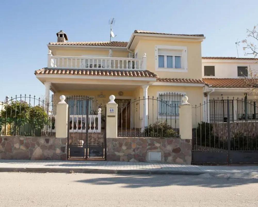 La Rosaleda De Orgaz