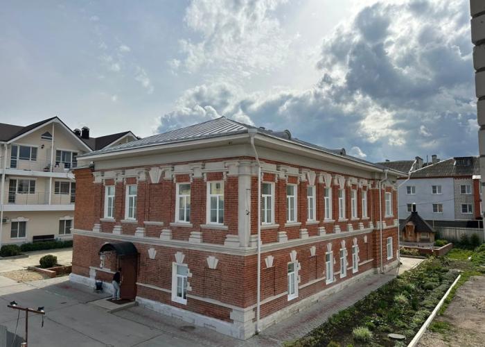 Dom Kuptsa Syromyatnikova Guest House