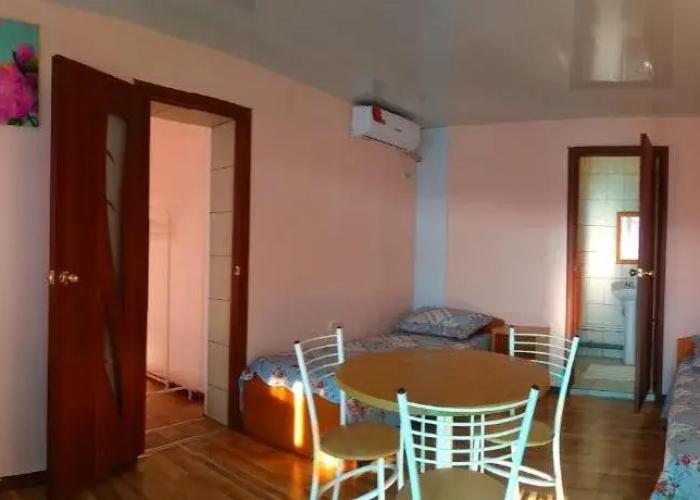 U Azovskovo Morya Mini-hotel
