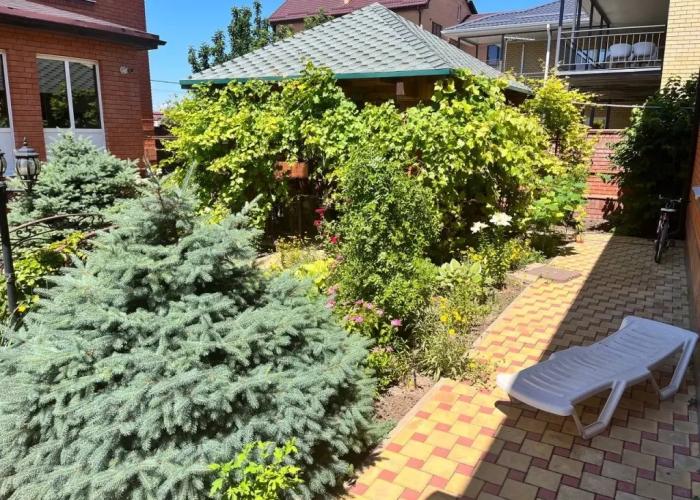 Guest House na Nikolaevskoy 25