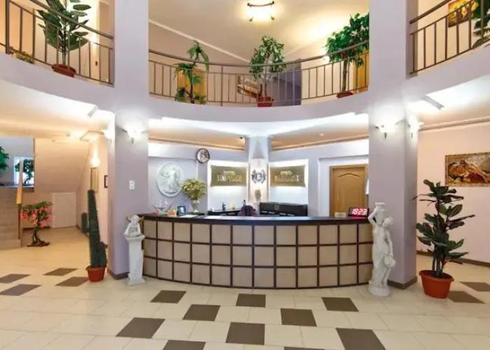 Vavilon Hotel