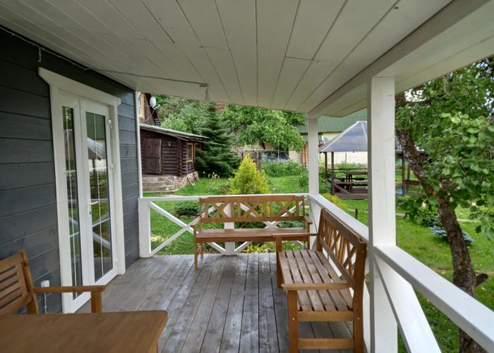 Domik Na Ozere Guest house