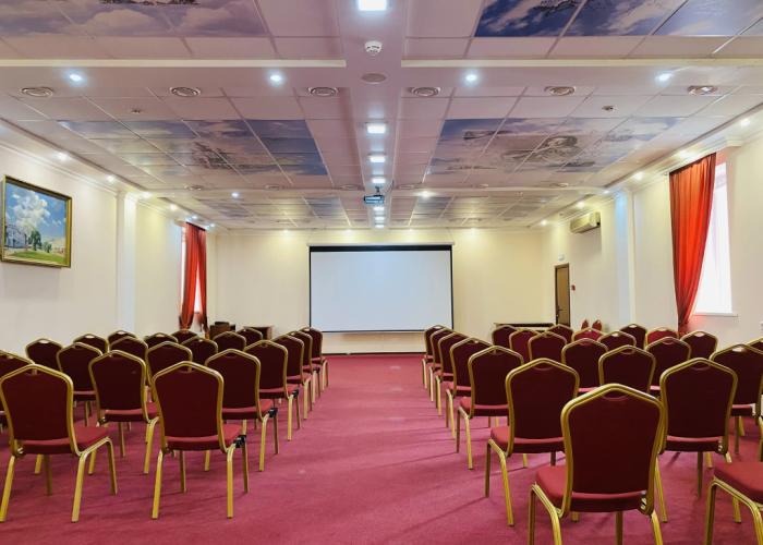 Amaks Azov Hotel