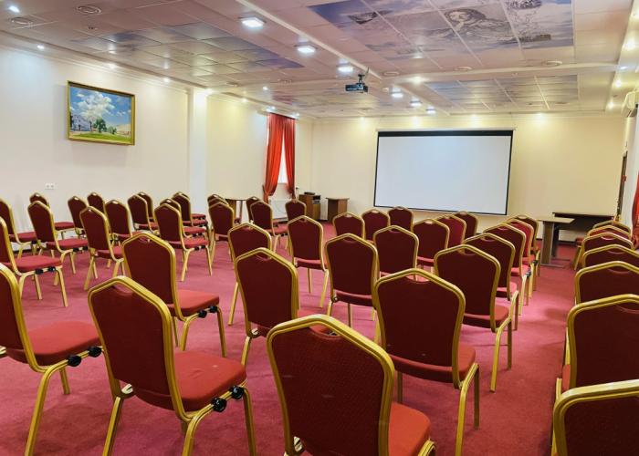 Amaks Azov Hotel