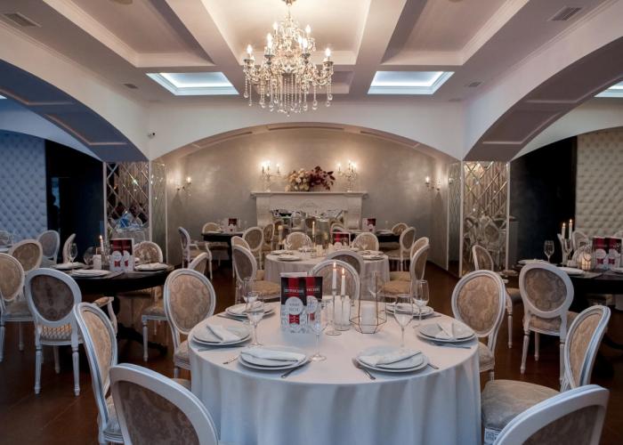 Amaks Azov Hotel