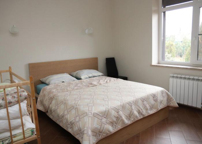 Shale Pinebrook Kruglogodichno Utopayuschiy V Zeleni S Sezonnym Basseynom Dlya Semeynogo Otdykha U Reki Don Private House