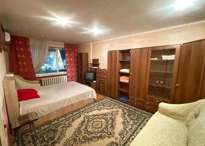 V Samom Tsentre Flat