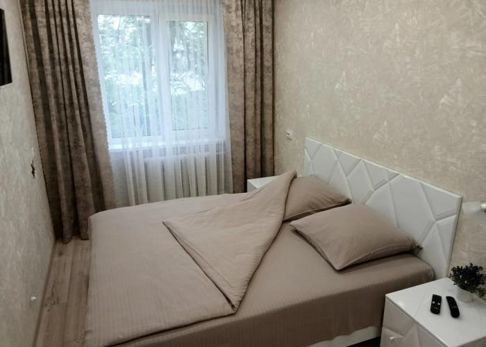 Oktyabryskaya 123 Tsentr Flat