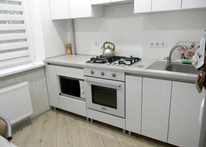 Oktyabryskaya 123 Tsentr Flat