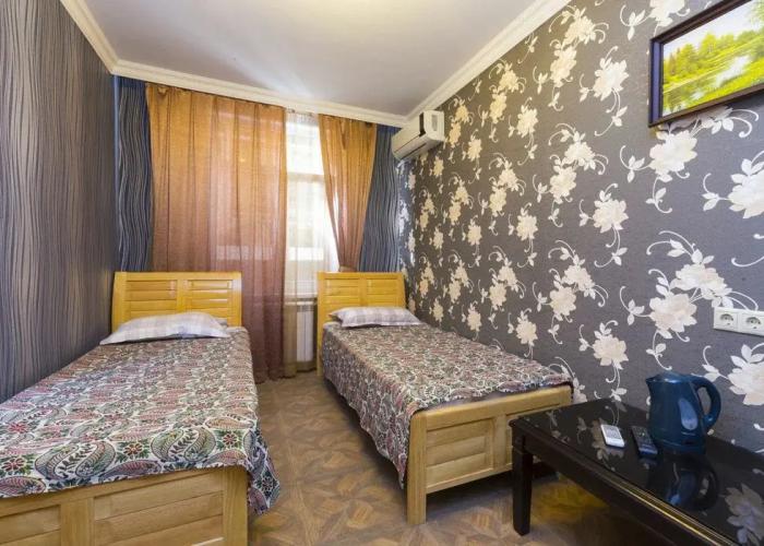 Guesthouse Gagra-Lazurnaya
