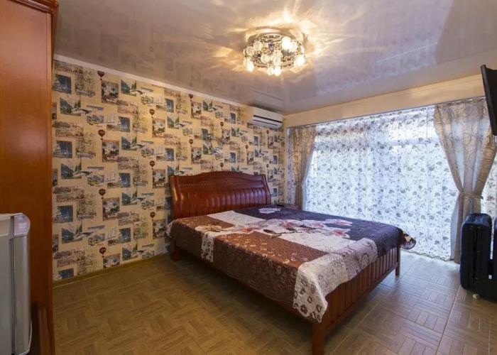Guesthouse Gagra-Lazurnaya