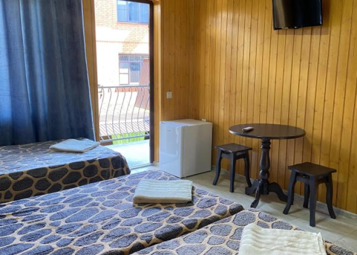 Anzhelika Guest House