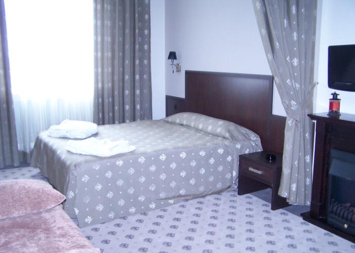 Kristall Hotel