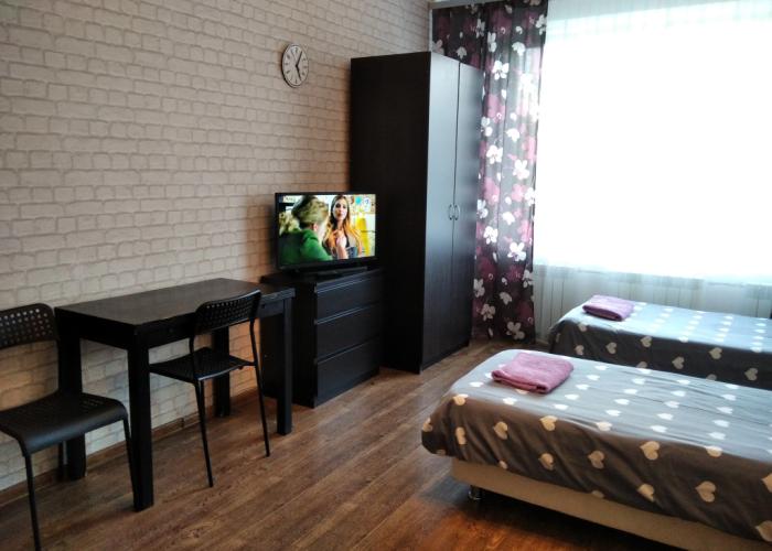Parizh Na Shkolnoy Apartments