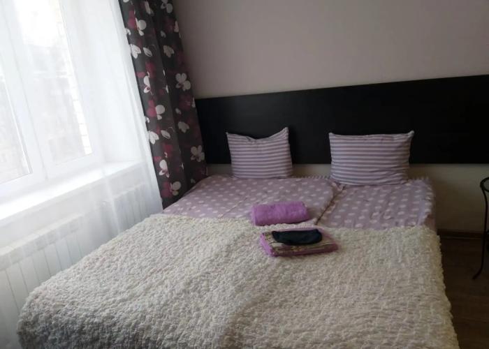 Parizh Na Shkolnoy Apartments