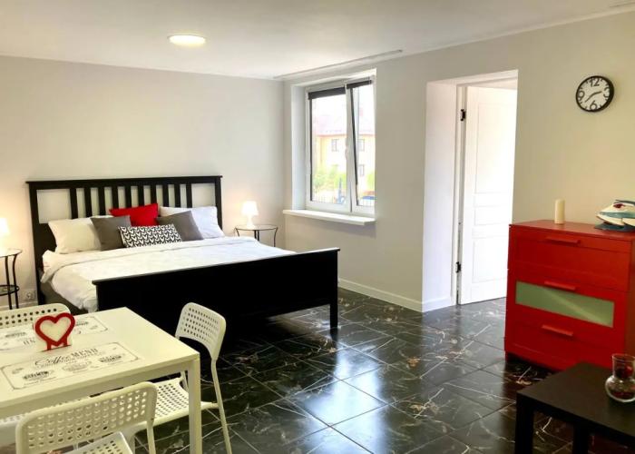 Uyutnaya Kvartira-Studiya S Mangalnoj Zonoj Apartments
