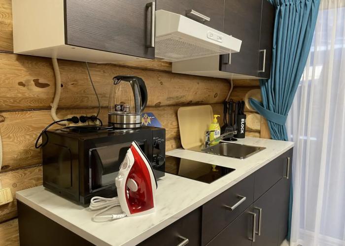 V Kottedzhnom Poselke Zaschepino Guest House