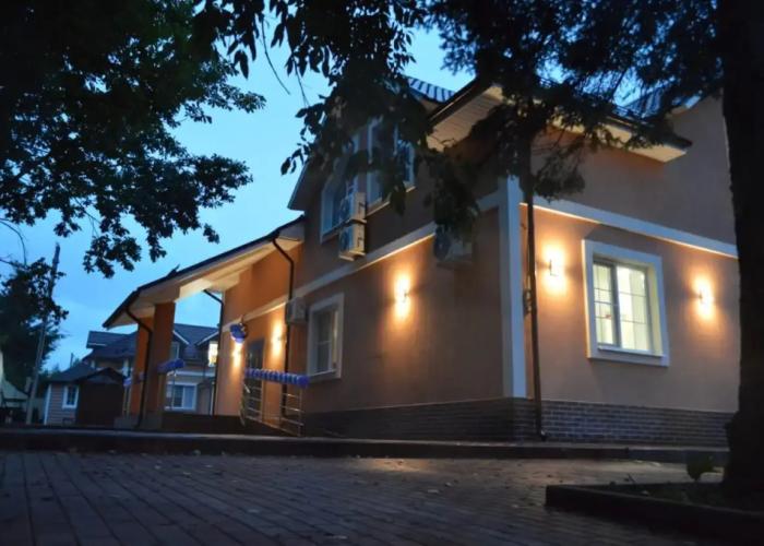 Malanina Izba Hotel